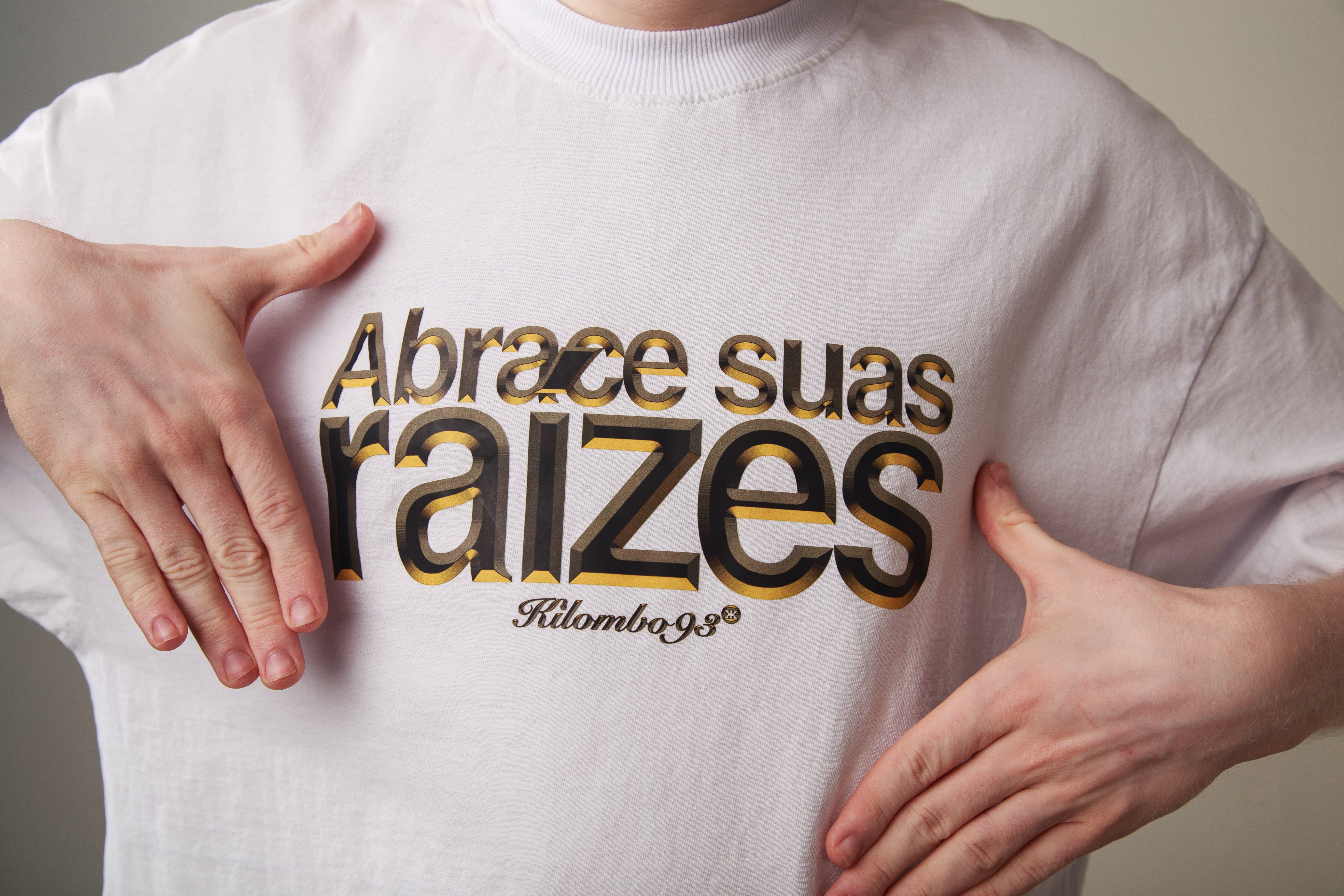Camiseta T-Shirt Abrace Suas Raízes