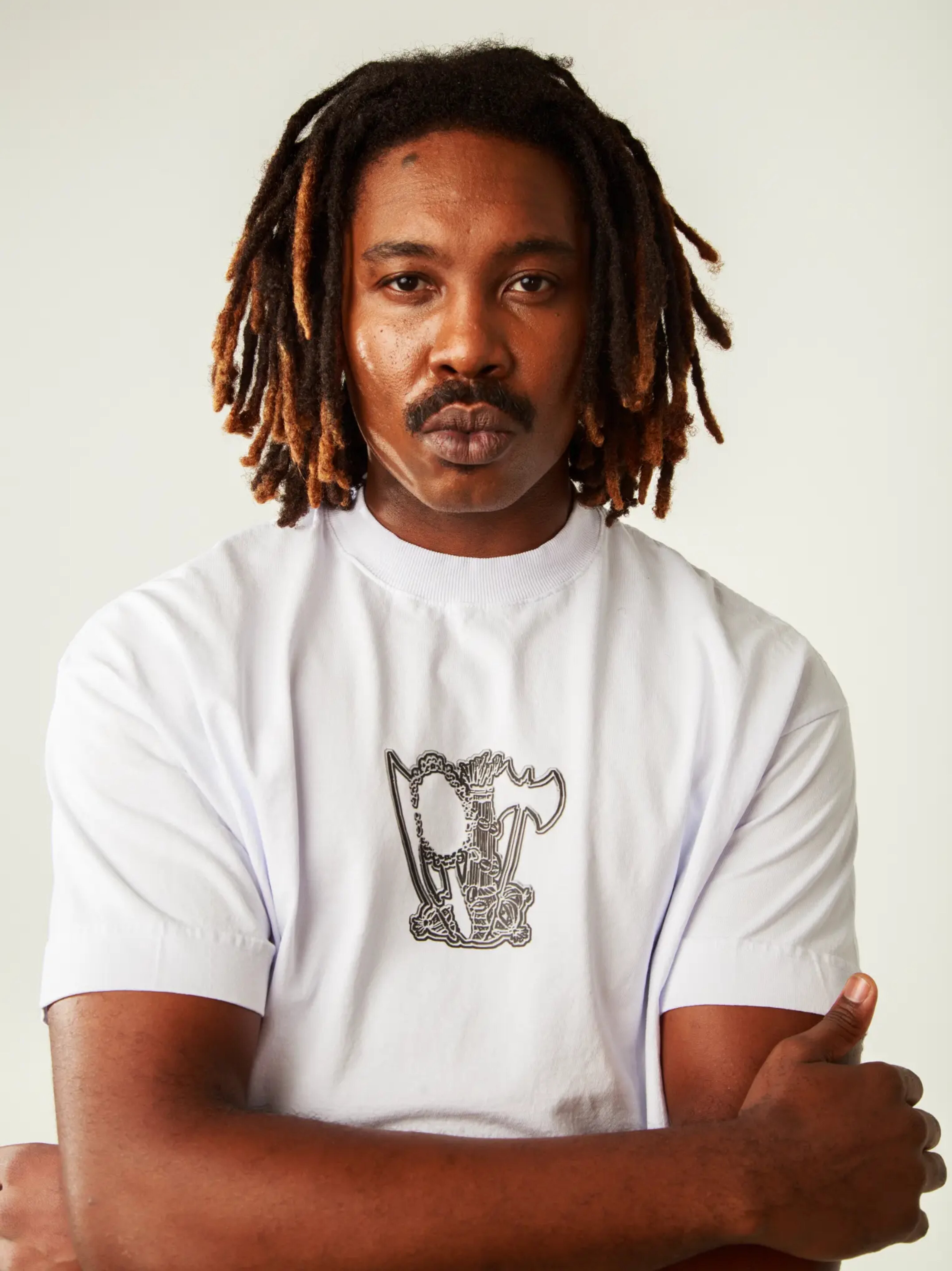 Camiseta Boxy Minha Fé É Forte - Cinza