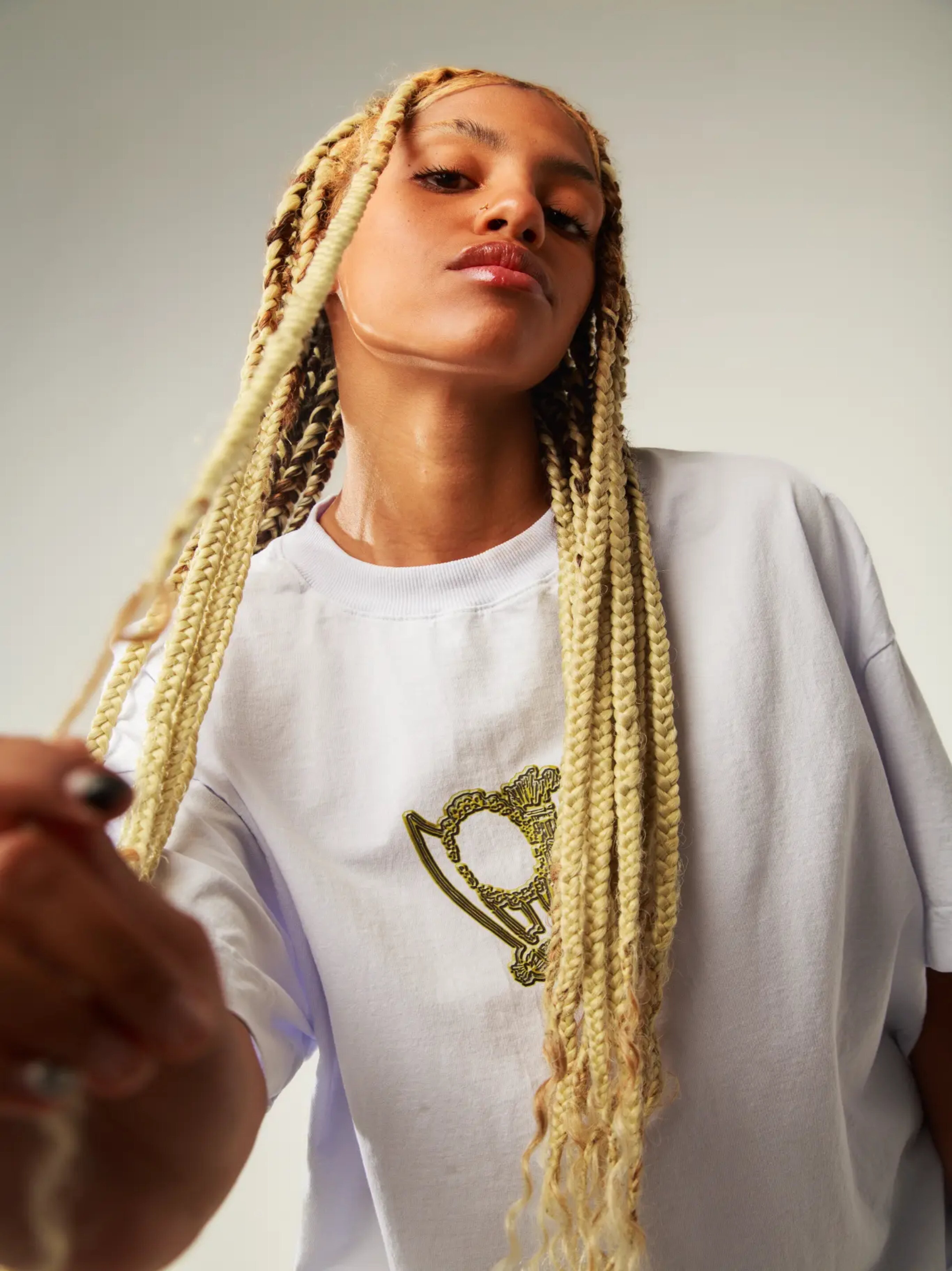 Camiseta Boxy Minha Fé É Forte - Amarela