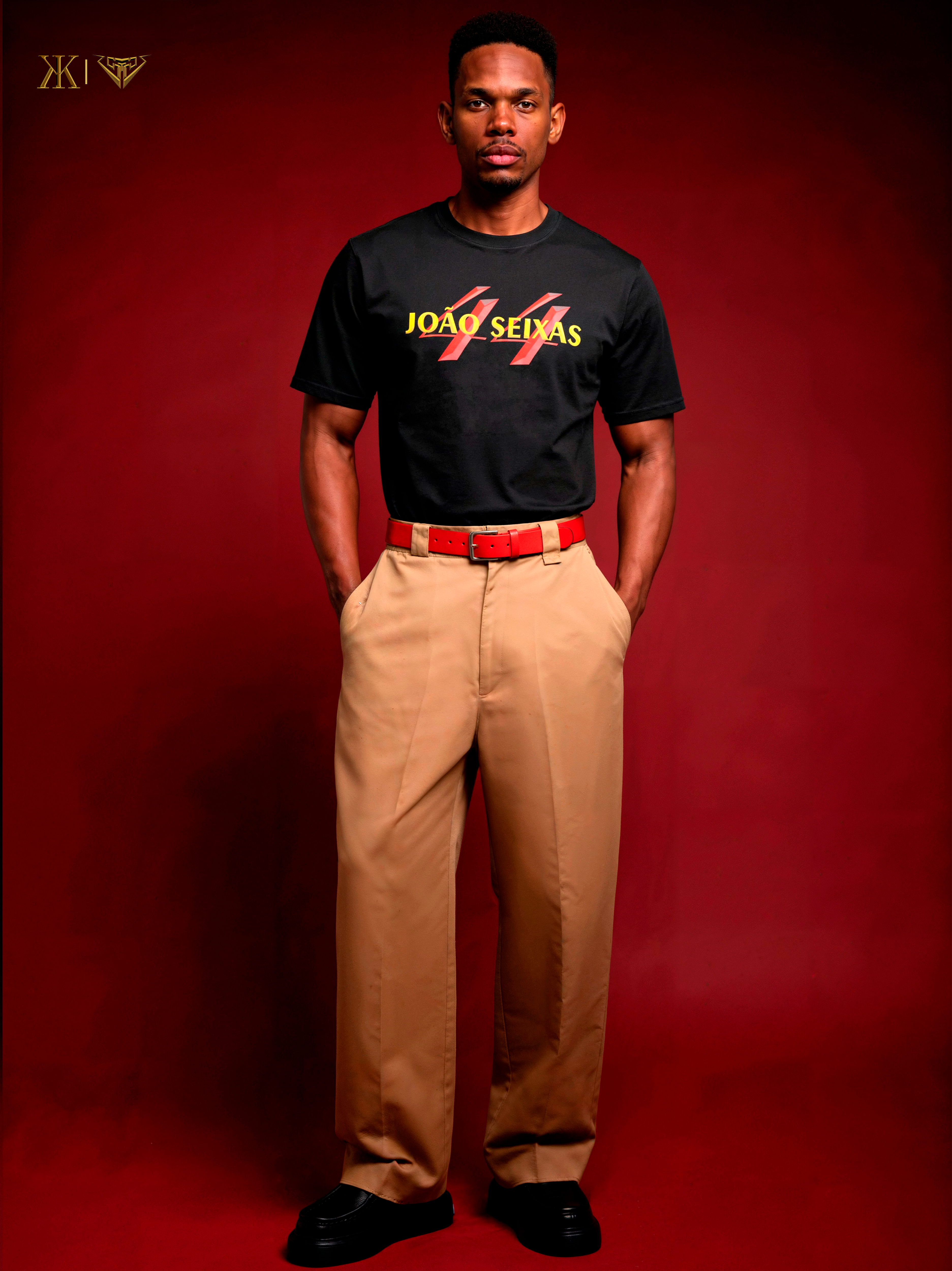 Camiseta Preta Poder Em Movimento - Kilombo 93 & João Seixas